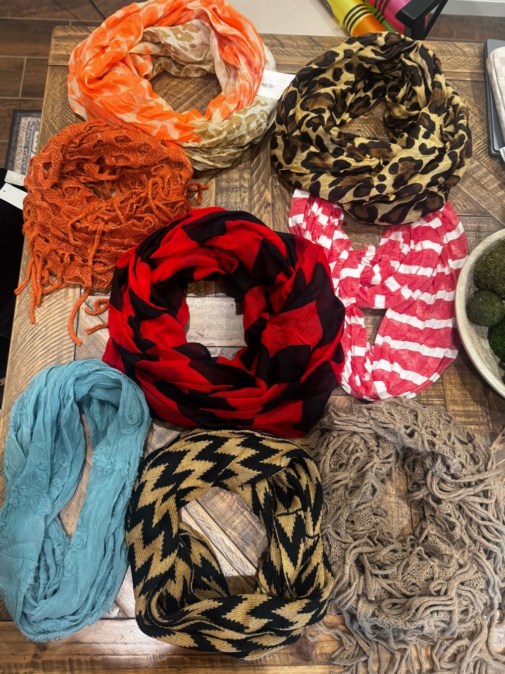 Red & Black Patterned Infinity Scarf - Women's Fashion Accessory